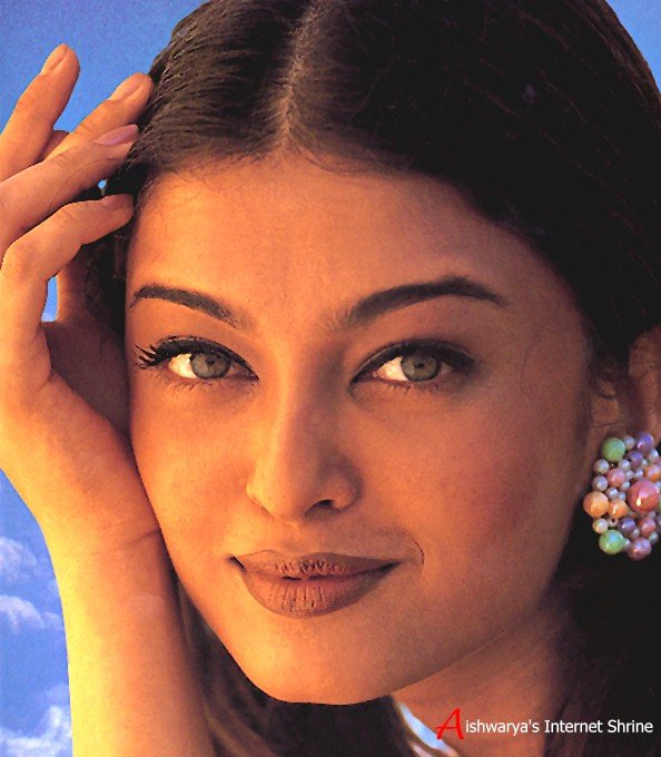 BabeStop - World's Largest Babe Site - aishwarya_rai041.jpg