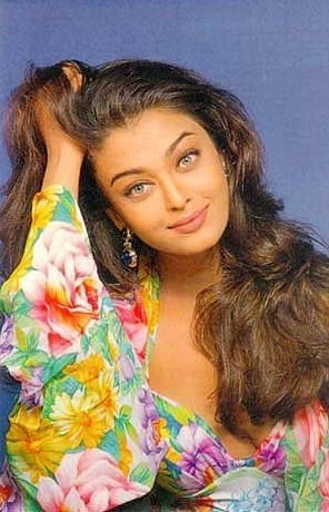 BabeStop - World's Largest Babe Site - aishwarya_rai088.jpg